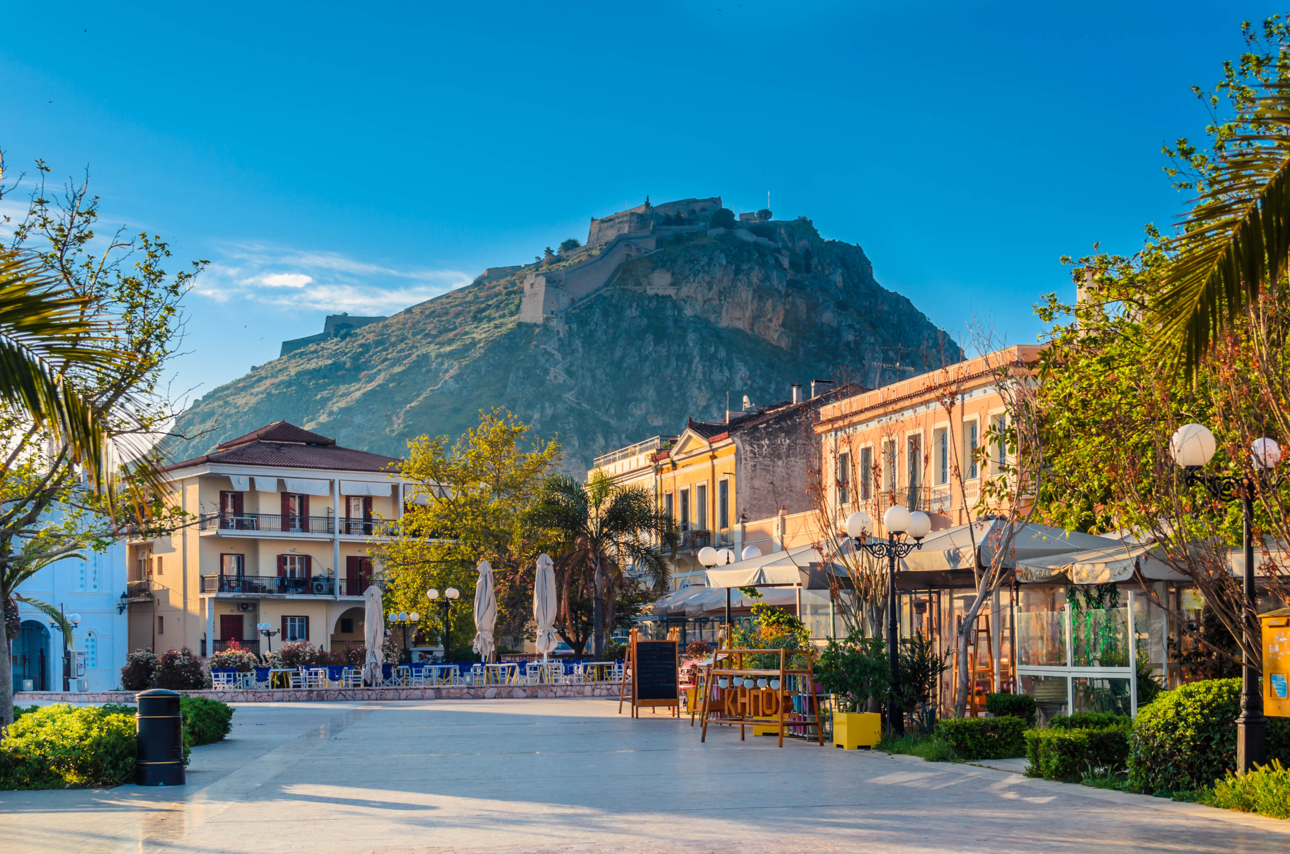 Glance-Nafplion-AdobeStock_329530748-scaled